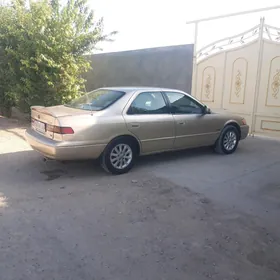 Toyota Camry 1998