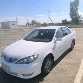 Toyota Camry 2004