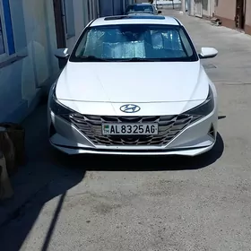 Hyundai Elantra 2021