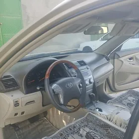 Toyota Camry 2010