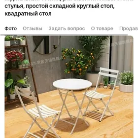 Стол с 2 стульями