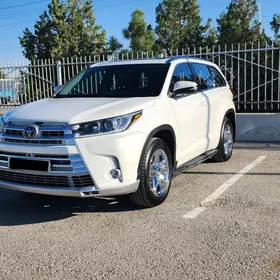 Toyota Highlander 2018