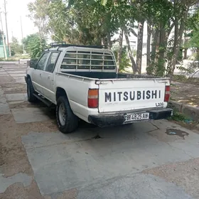 Mitsubishi L200 1997
