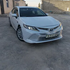 Toyota Camry 2020