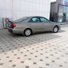 Toyota Camry 2004