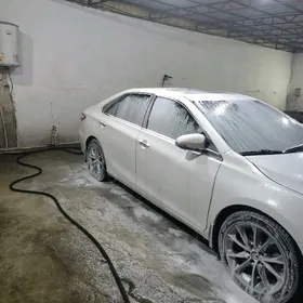 Toyota Camry 2016