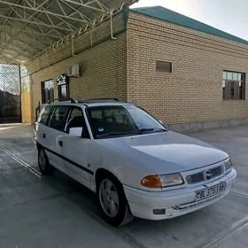 Opel Astra 1995