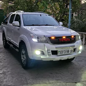 Toyota Hilux 2012