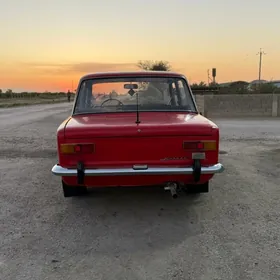 Lada 2104 1982