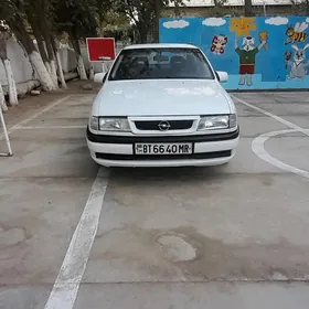 Opel Vectra 1992
