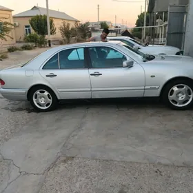Mercedes-Benz E420 1997