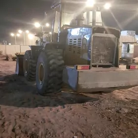XCMG ZL50 2010