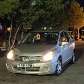 Nissan Versa 2010