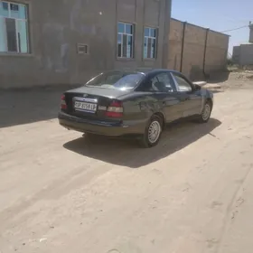 Daewoo Leganza 1998