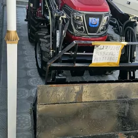 JCB 3CX Pothole Master 2025