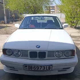 BMW 525 1988