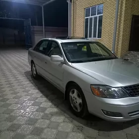 Toyota Avalon 2001