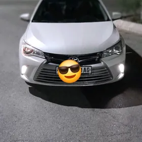 Toyota Camry 2017