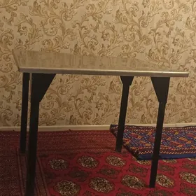 стол из нержавеющей стали