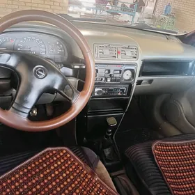 Opel Vectra 1989