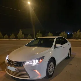 Toyota Camry 2016