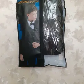 Школьный костюм новый
