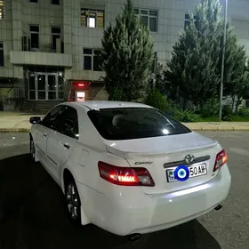 Toyota Camry 2010
