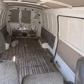 Nissan Urvan 1997