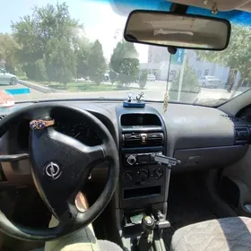 Opel Astra 1999