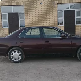 Toyota Camry 1992