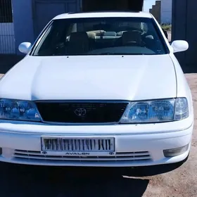 Toyota Avalon 1999