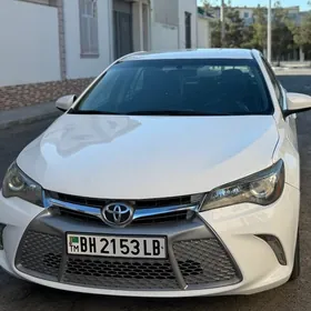 Toyota Camry 2016