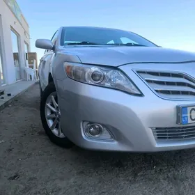 Toyota Camry 2011
