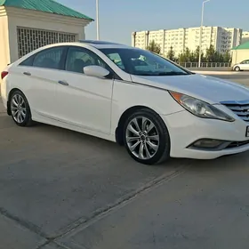 Hyundai Sonata 2011