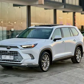 Toyota Grand Highlander 2024