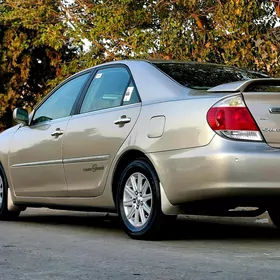 Toyota Camry 2005