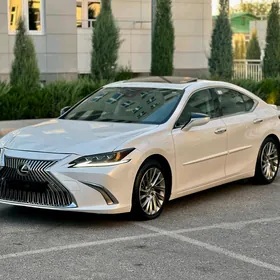 Lexus ES 350 2019