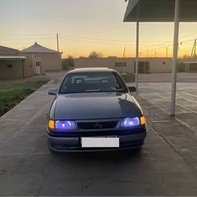 Opel Vectra 1992