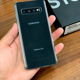 Samsung S10