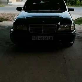 Mercedes-Benz 230E 1993