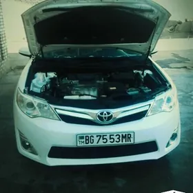 Toyota Camry 2012
