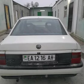 Opel Vectra 1990