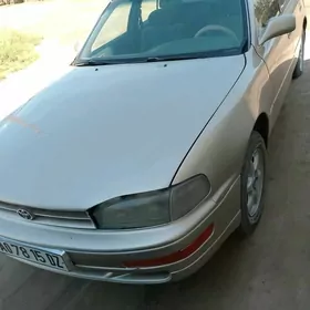 Toyota Camry 1992
