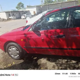Toyota Carina 1995