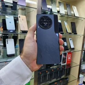 TECNO CAMON 30