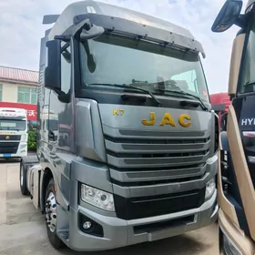 JAC J7 2023