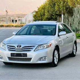 Toyota Camry 2010