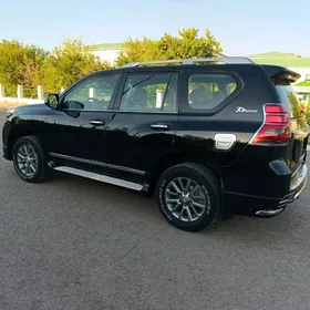 Toyota Land Cruiser Prado 2010