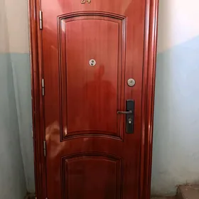 DAŞKY GAPY