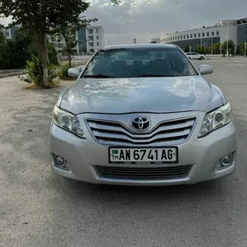 Toyota Camry 2010
